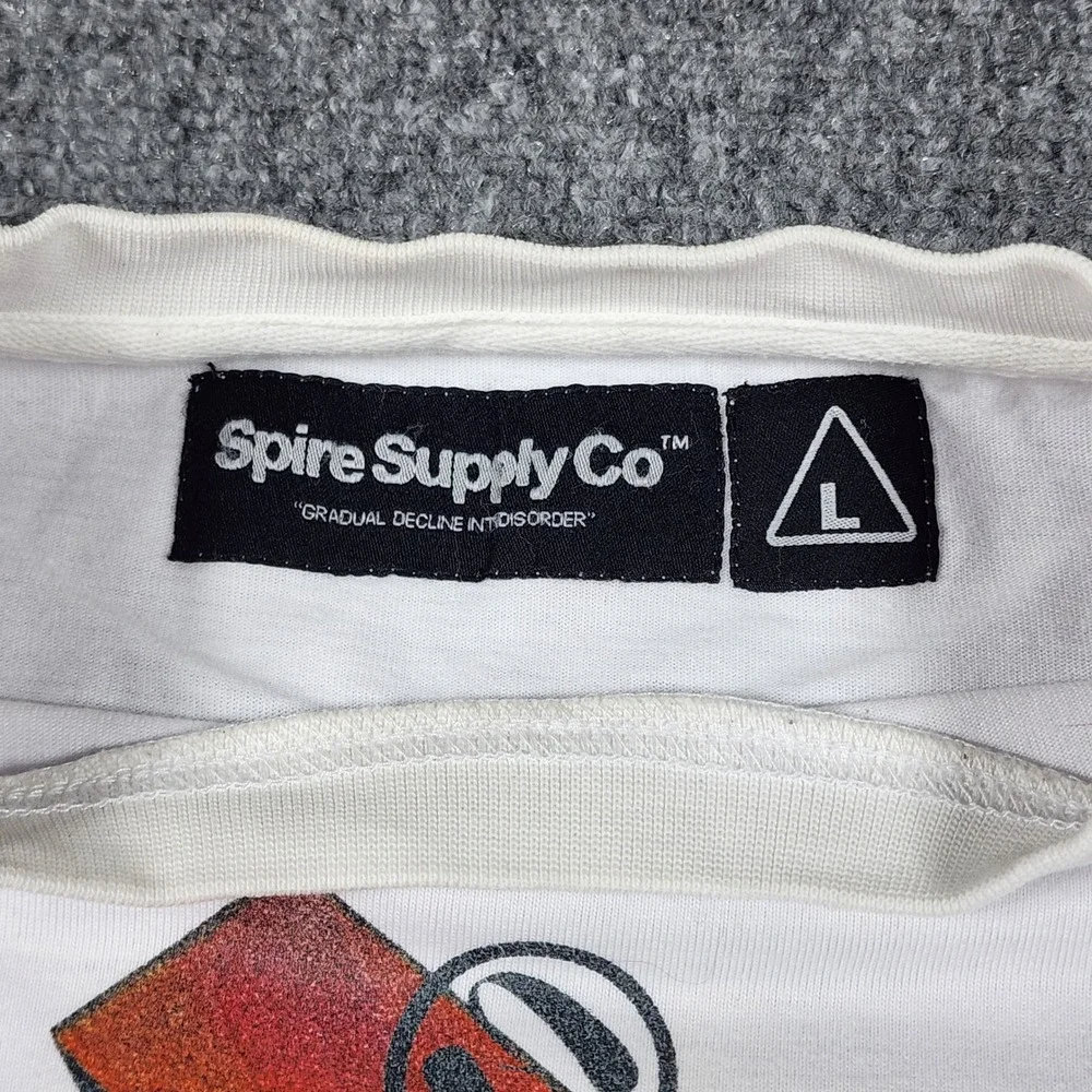 Spire Supply Co Mens White Graphic T-Shirt Chrome Head Turntable L Streetwear‎